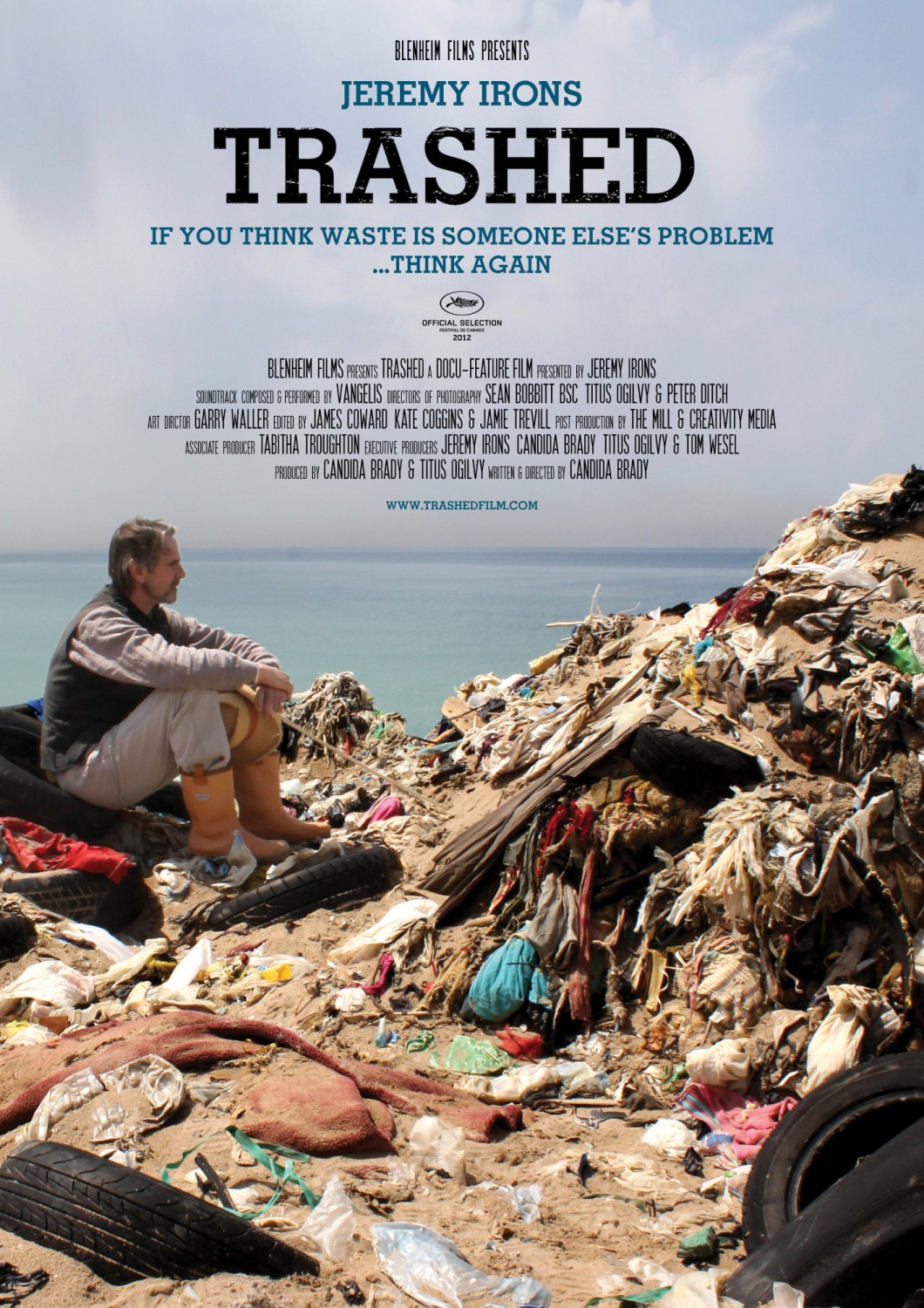 Extra Large Movie Poster Image for Trashed 