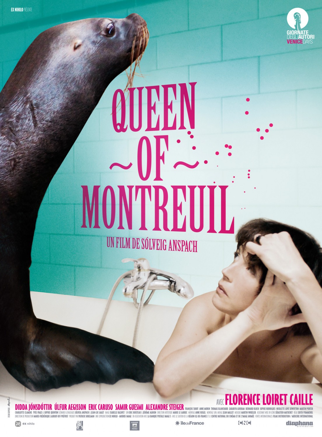 Extra Large Movie Poster Image for Queen of Montreuil 