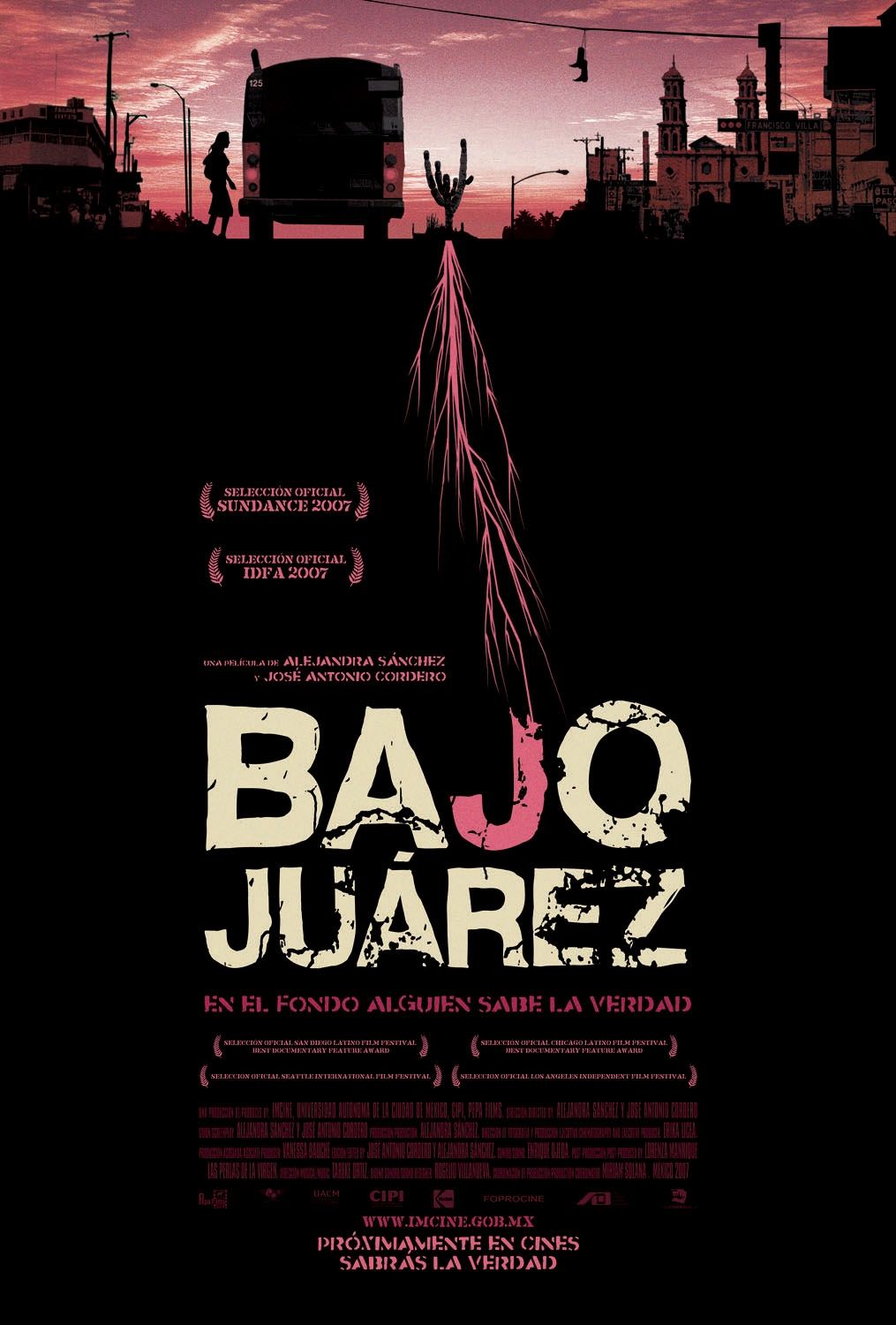Extra Large Movie Poster Image for Bajo Juárez: La ciudad devorando a sus hijas 
