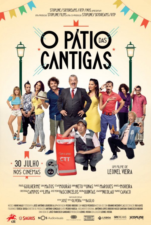 O Pátio das Cantigas Movie Poster